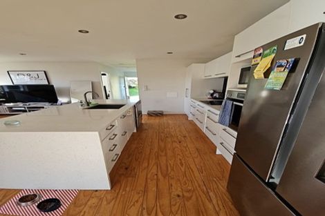 Photo of property in 6 Karaka Road, Whenuapai, Auckland, 0618