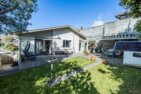 Photo of property in 17 Nelson Terrace, Seaview, Timaru, 7910