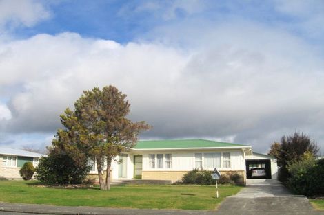 Photo of property in 35 Folkestone Drive, Flaxmere, Hastings, 4120