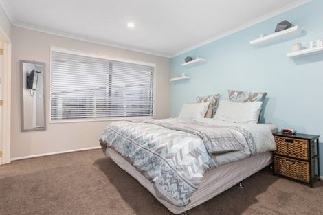 Photo of property in 26 Gulf Harbour Drive, Gulf Harbour, Whangaparaoa, 0930