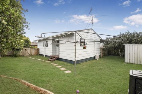 Photo of property in 4a Pratt Street, Papakura, 2110