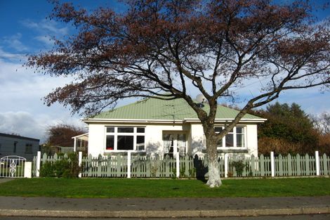 Photo of property in 21 Moa Street, Waikiwi, Invercargill, 9810