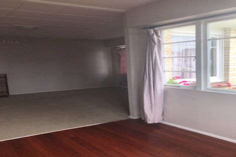 Photo of property in 17 Viola Avenue, Mangere East, Auckland, 2024