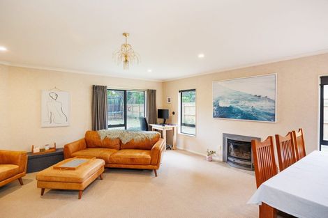 Photo of property in 5 Pastoral Lane, Hokowhitu, Palmerston North, 4410