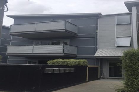 Photo of property in 10/16 Hutcheson Street, Sydenham, Christchurch, 8023