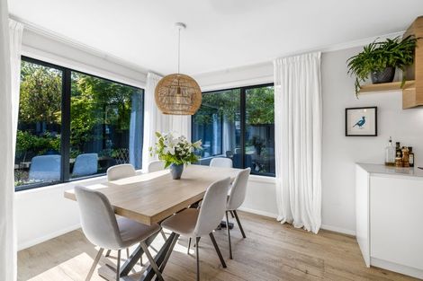 Photo of property in 16 Brackendale Place, Burnside, Christchurch, 8041