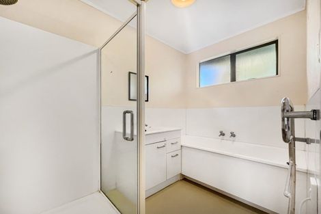 Photo of property in 11b Langton Road, Stanmore Bay, Whangaparaoa, 0932