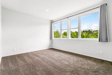 Photo of property in 39 Dundale Avenue, Blockhouse Bay, Auckland, 0600