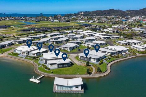 Photo of property in 16 Vanita Drive, Whitianga, 3510