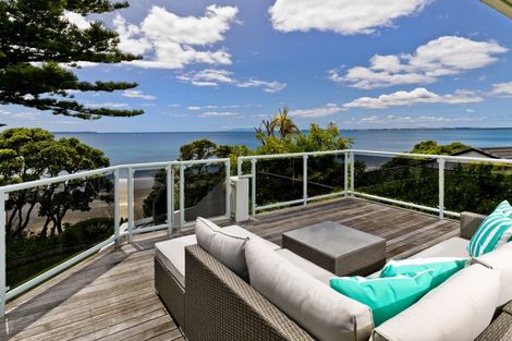Photo of property in 32 Whitby Crescent, Mairangi Bay, Auckland, 0630