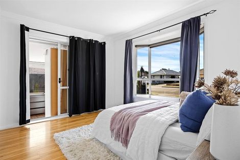 Photo of property in 15 Boston Avenue, Hornby, Christchurch, 8042