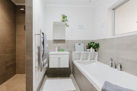 Photo of property in 8 Malcolm Street, Riverlea, Hamilton, 3216