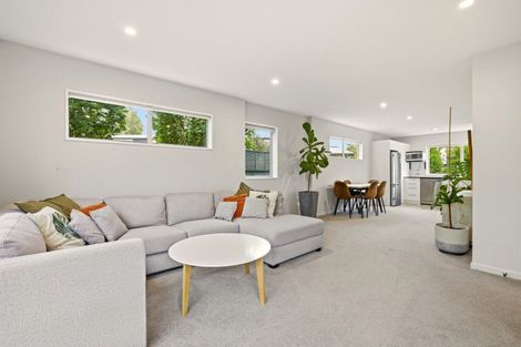 Photo of property in 12 Menin Gate Crescent, Broomfield, Christchurch, 8042