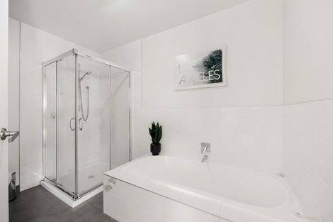 Photo of property in 4/3 Woolfield Road, Papatoetoe, Auckland, 2025