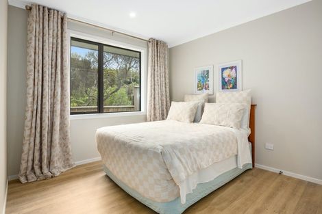 Photo of property in 13 Cosgrove Rise, Riverstone Terraces, Upper Hutt, 5018