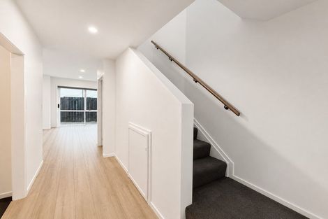 Photo of property in 14/30 John Jennings Drive, Oteha, Auckland, 0632