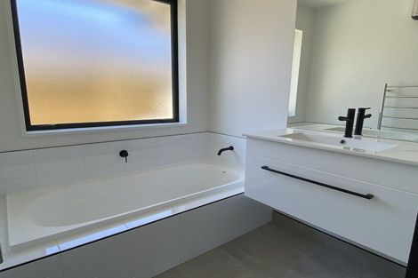 Photo of property in 155 Shillingford Boulevard, Rolleston, 7615