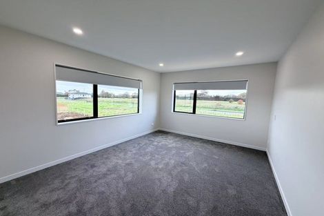 Photo of property in 3 Toporoa Street, Karaka, 2113
