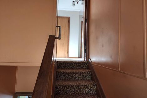 Photo of property in 20 Victoria Road, New Plymouth, 4310