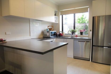 Photo of property in 91b Hobsonville Point Road, Hobsonville, Auckland, 0616