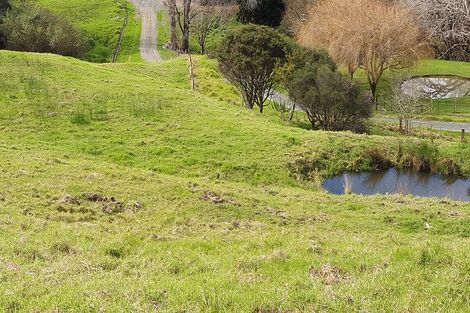 Photo of property in 79 Gorge Road, Maungaturoto, 0520