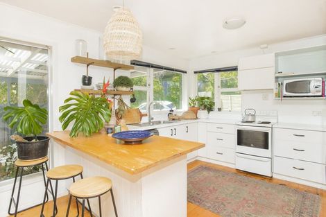 Photo of property in 26 Lysnar Street, Okitu, Gisborne, 4010