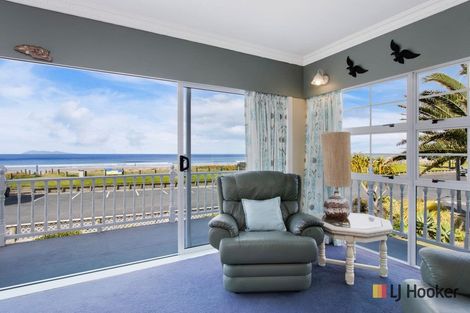 Photo of property in 32 The Terrace, Waihi Beach, 3611
