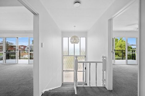 Photo of property in 18 Seaview Road, Ruakaka, 0116
