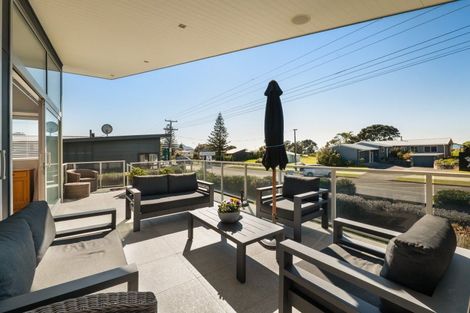 Photo of property in 20 Seaforth Road, Waihi Beach, 3611