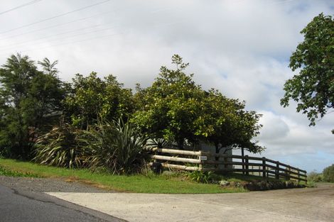 Photo of property in 649 Ponga Road, Opaheke, Papakura, 2584