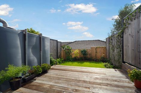 Photo of property in 23 Raupeti Lane, Henderson, Auckland, 0612