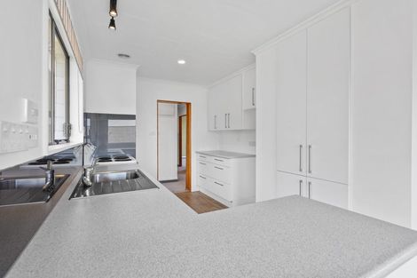 Photo of property in 2/22 Dartmoor Avenue, Westown, New Plymouth, 4310