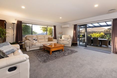 Photo of property in 12 Arrowfield Drive, Pyes Pa, Tauranga, 3112