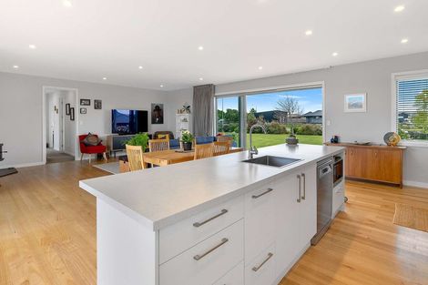 Photo of property in 2 Pukeko Way, Amberley, 7410