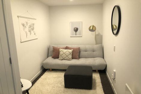 Photo of property in 17 Highlands Close, Queenstown, 9300