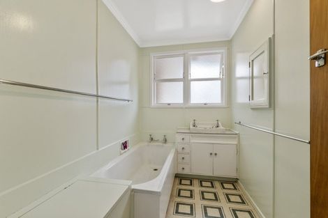 Photo of property in 1277 South Road, Manaia, Hawera, 4678