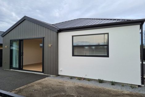 Photo of property in 8 Koral Lane, Broomfield, Christchurch, 8042