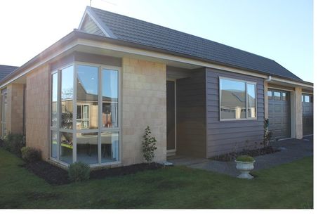 Photo of property in 3 Reeves Road, Rangiora, 7400