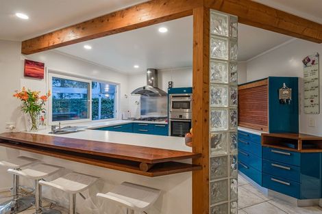 Photo of property in 2/24 Lake Pupuke Drive, Takapuna, Auckland, 0622