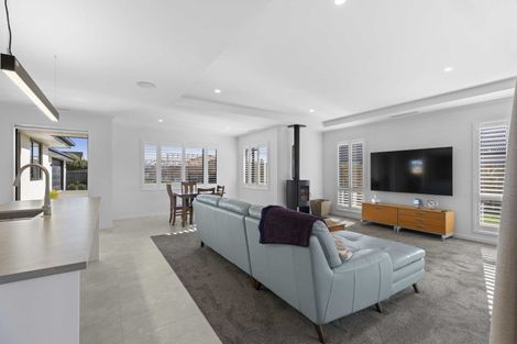 Photo of property in 23 Ridgeland Way, West Melton, 7618