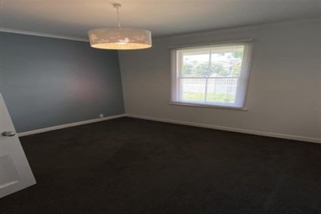 Photo of property in 107 Beach Road, Mellons Bay, Auckland, 2014