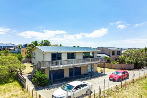 Photo of property in 128 Bream Bay Drive, Ruakaka, 0116