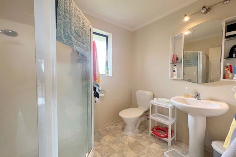 Photo of property in 20 Palm Grove Drive, Western Heights, Hamilton, 3200