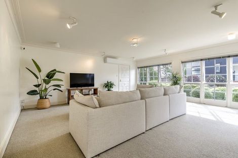 Photo of property in 145a Clarence Street, Hamilton Lake, Hamilton, 3204