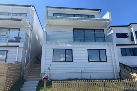 Photo of property in 38 Ascension Crescent, Orewa, 0931