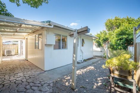 Photo of property in 5a Dundas Place, Awapuni, Palmerston North, 4412