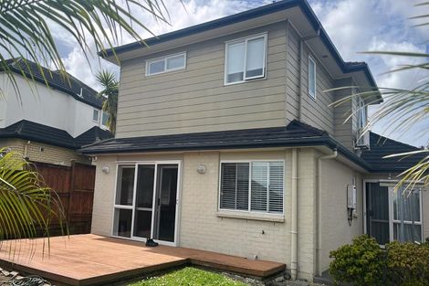 Photo of property in 111 Cyril French Drive, Flat Bush, Auckland, 2016