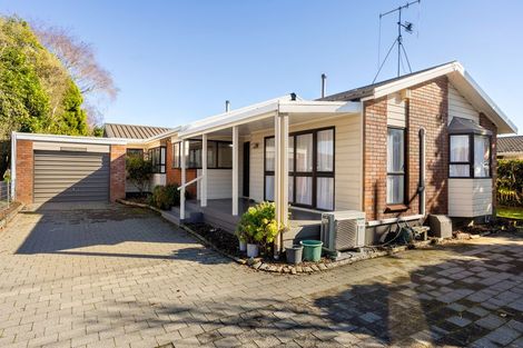 Photo of property in 13 Taylor Terrace, St Andrews, Hamilton, 3200
