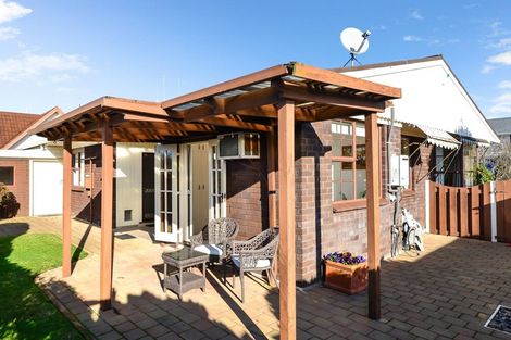 Photo of property in 16 Cattanach Street, St Andrews, Hamilton, 3200