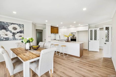 Photo of property in 11 Corfield Way, Burswood, Auckland, 2013